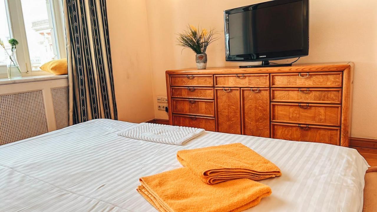 Apartments Rentals Ukraine On Kreshchatik Kiev Eksteriør billede